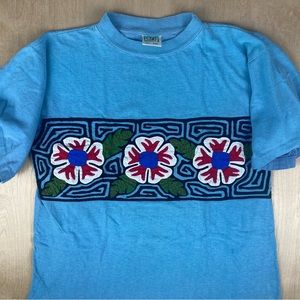 VTG Fixed Rivet Sportswear Mens Med Tribal Flower Graphic Single Stitch T-Shirt